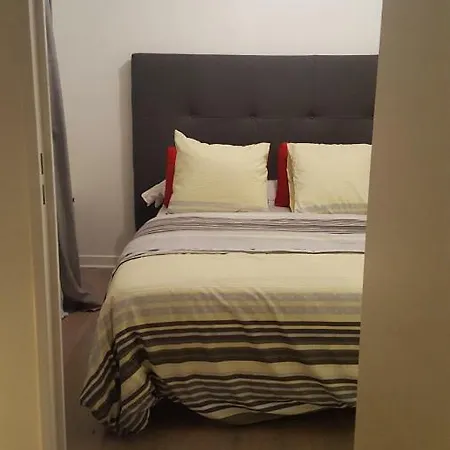 Apartment Spacieux Avec Terrasse Pres De Paris Et Du Stade De France
