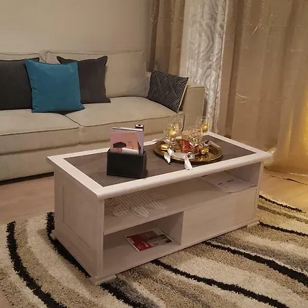 Apartment Spacieux Avec Terrasse Pres De Paris Et Du Stade De France Saint-Denis (Seine-Saint-Denis)